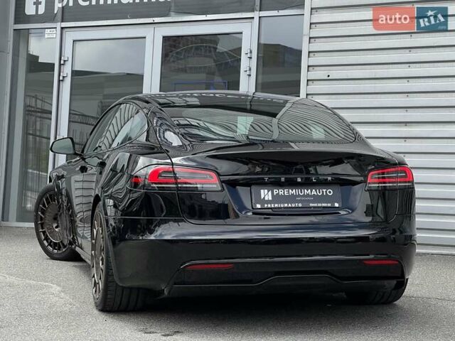 Черный Тесла Модель С, объемом двигателя 0 л и пробегом 4 тыс. км за 52500 $, фото 6 на Automoto.ua