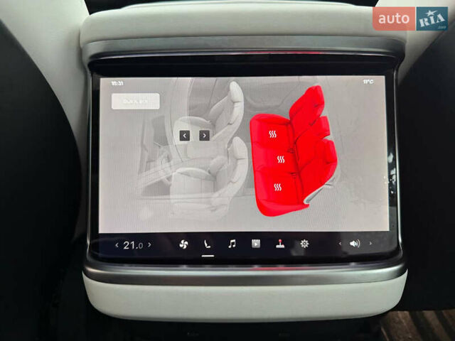 Черный Тесла Модель С, объемом двигателя 0 л и пробегом 1 тыс. км за 48600 $, фото 54 на Automoto.ua