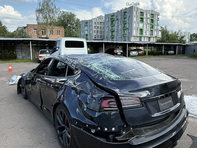 Чорний Тесла Модель С, об'ємом двигуна 0 л та пробігом 33 тис. км за 15000 $, фото 3 на Automoto.ua