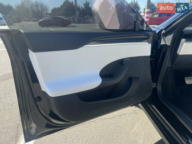 Чорний Тесла Модель С, об'ємом двигуна 0 л та пробігом 21 тис. км за 48000 $, фото 28 на Automoto.ua