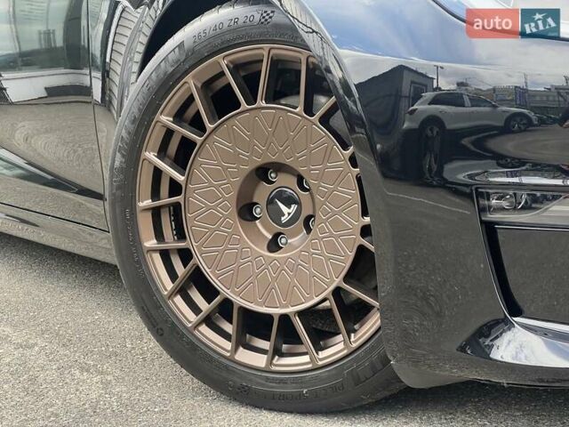 Черный Тесла Модель С, объемом двигателя 0 л и пробегом 4 тыс. км за 52500 $, фото 4 на Automoto.ua