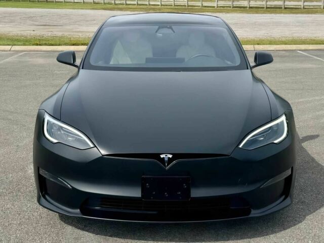 Черный Тесла Модель С, объемом двигателя 0 л и пробегом 25 тыс. км за 18500 $, фото 1 на Automoto.ua