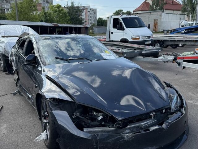 Чорний Тесла Модель С, об'ємом двигуна 0 л та пробігом 33 тис. км за 15000 $, фото 7 на Automoto.ua