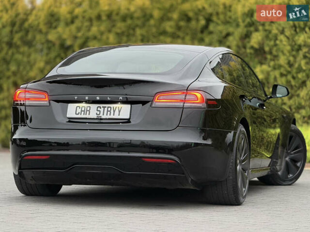 Черный Тесла Модель С, объемом двигателя 0 л и пробегом 1 тыс. км за 49600 $, фото 2 на Automoto.ua