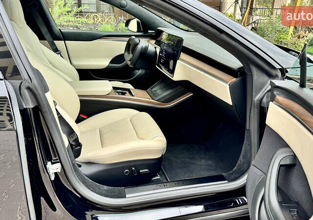 Черный Тесла Модель С, объемом двигателя 0 л и пробегом 6 тыс. км за 49999 $, фото 11 на Automoto.ua