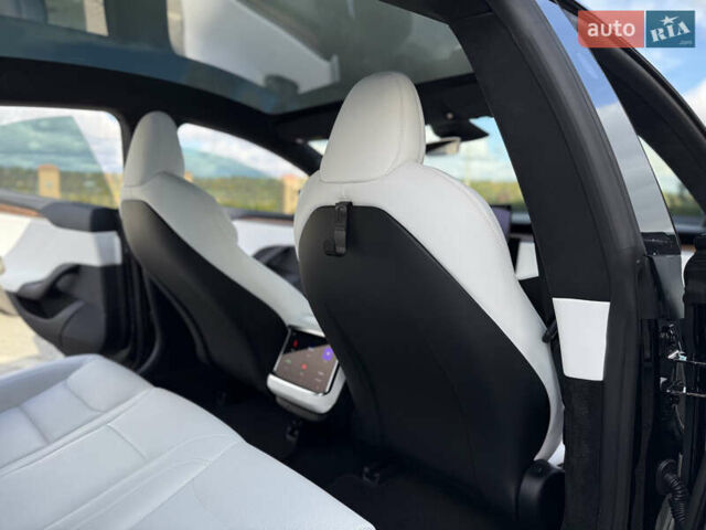 Черный Тесла Модель С, объемом двигателя 0 л и пробегом 25 тыс. км за 42999 $, фото 114 на Automoto.ua