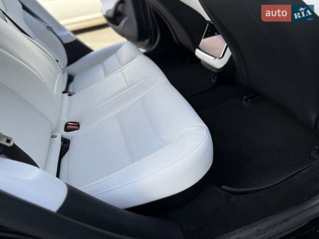 Чорний Тесла Модель С, об'ємом двигуна 0 л та пробігом 25 тис. км за 42500 $, фото 114 на Automoto.ua