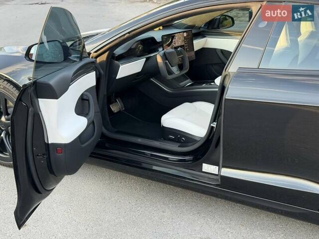 Тесла Модель С 2024 у Запоріжжя на Automoto.ua Чорний Тесла Модель С, об'ємом двигуна 0 л та пробігом 16 тис. км за 84000 $, фото 6 на Automoto.ua