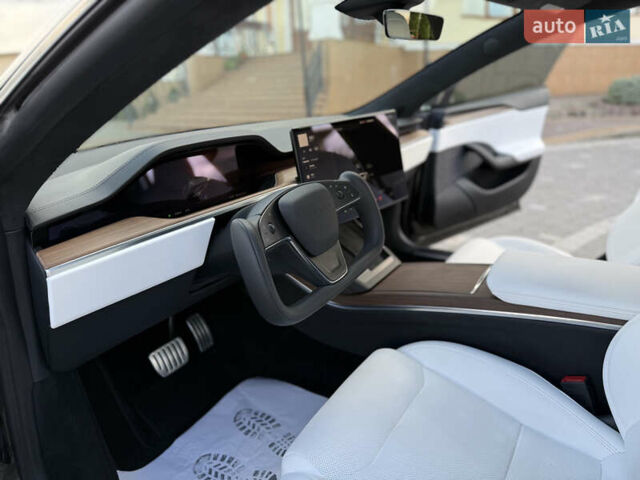 Черный Тесла Модель С, объемом двигателя 0 л и пробегом 25 тыс. км за 43999 $, фото 72 на Automoto.ua