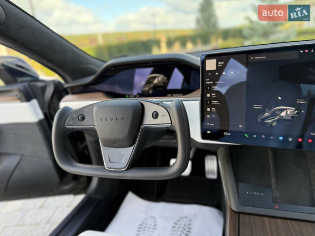 Черный Тесла Модель С, объемом двигателя 0 л и пробегом 25 тыс. км за 43999 $, фото 103 на Automoto.ua