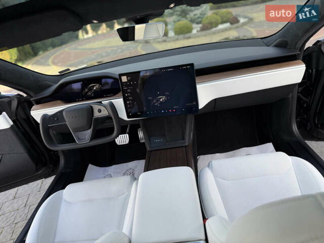 Черный Тесла Модель С, объемом двигателя 0 л и пробегом 25 тыс. км за 43999 $, фото 118 на Automoto.ua