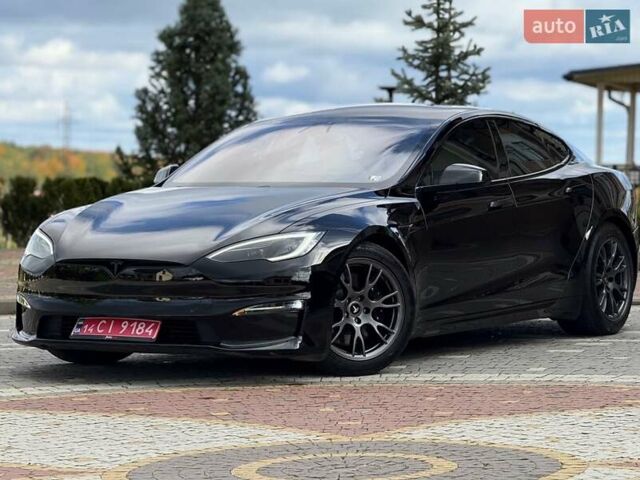 Черный Тесла Модель С, объемом двигателя 0 л и пробегом 25 тыс. км за 42999 $, фото 4 на Automoto.ua