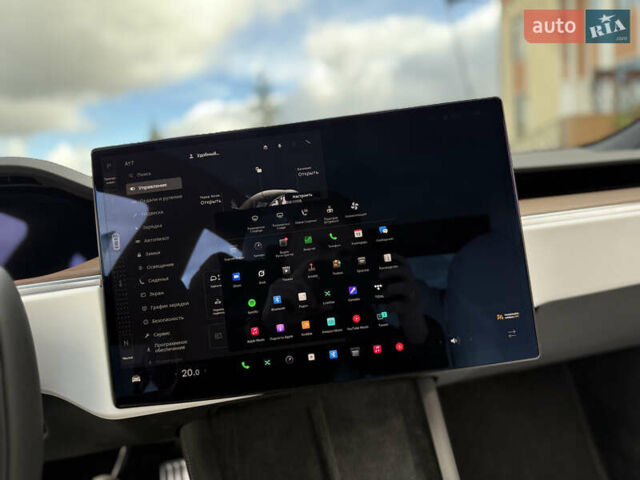 Черный Тесла Модель С, объемом двигателя 0 л и пробегом 25 тыс. км за 43999 $, фото 131 на Automoto.ua