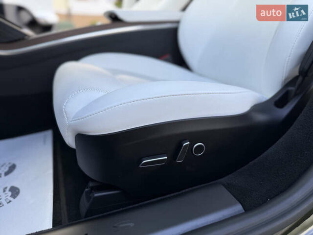 Чорний Тесла Модель С, об'ємом двигуна 0 л та пробігом 25 тис. км за 42500 $, фото 75 на Automoto.ua