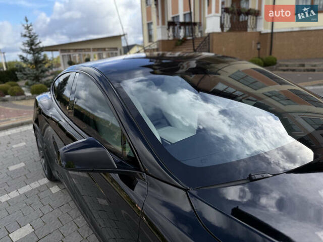 Черный Тесла Модель С, объемом двигателя 0 л и пробегом 25 тыс. км за 43999 $, фото 31 на Automoto.ua