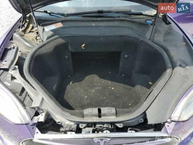 Фиолетовый Тесла Модель С, объемом двигателя 0 л и пробегом 170 тыс. км за 6700 $, фото 9 на Automoto.ua