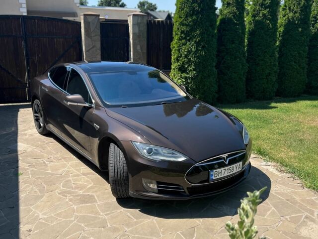 Коричневый Тесла Модель С, объемом двигателя 0 л и пробегом 200 тыс. км за 11700 $, фото 21 на Automoto.ua