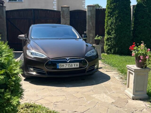 Коричневый Тесла Модель С, объемом двигателя 0 л и пробегом 200 тыс. км за 11700 $, фото 16 на Automoto.ua