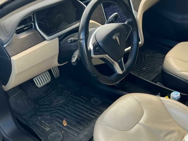 Коричневый Тесла Модель С, объемом двигателя 0 л и пробегом 200 тыс. км за 11700 $, фото 7 на Automoto.ua