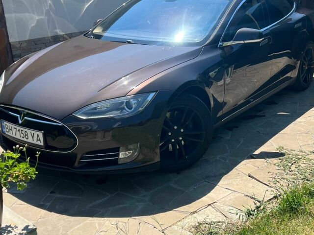 Коричневый Тесла Модель С, объемом двигателя 0 л и пробегом 200 тыс. км за 11700 $, фото 15 на Automoto.ua