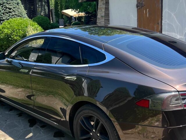 Коричневый Тесла Модель С, объемом двигателя 0 л и пробегом 200 тыс. км за 11700 $, фото 13 на Automoto.ua