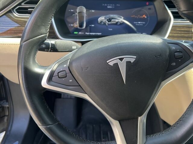 Коричневый Тесла Модель С, объемом двигателя 0 л и пробегом 170 тыс. км за 17999 $, фото 10 на Automoto.ua