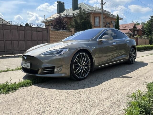 Коричневый Тесла Модель С, объемом двигателя 0 л и пробегом 170 тыс. км за 17999 $, фото 7 на Automoto.ua