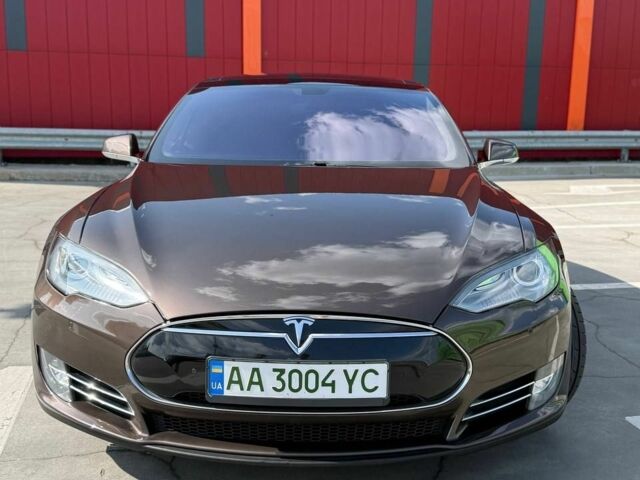 Коричневый Тесла Модель С, объемом двигателя 0 л и пробегом 185 тыс. км за 13500 $, фото 3 на Automoto.ua