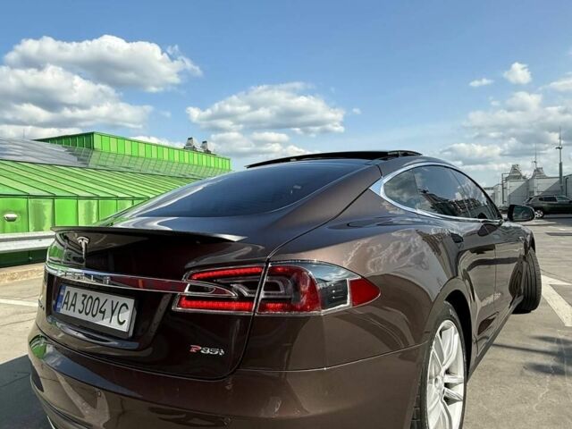 Коричневый Тесла Модель С, объемом двигателя 0 л и пробегом 185 тыс. км за 13500 $, фото 11 на Automoto.ua