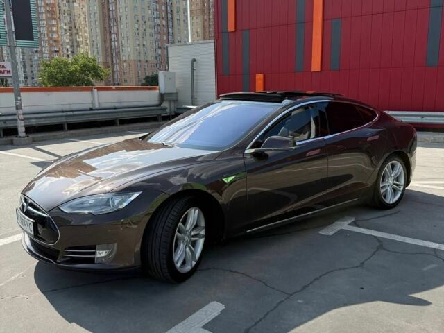 Коричневый Тесла Модель С, объемом двигателя 0 л и пробегом 185 тыс. км за 13500 $, фото 5 на Automoto.ua