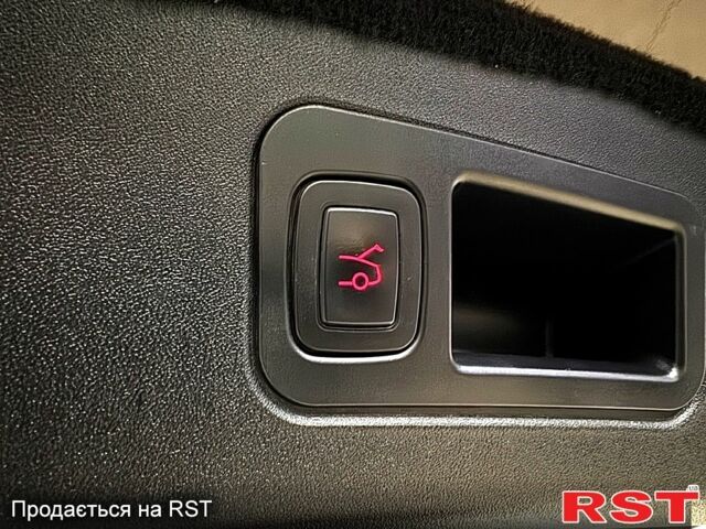 Коричневий Тесла Модель С, об'ємом двигуна 0.31 л та пробігом 192 тис. км за 13600 $, фото 7 на Automoto.ua