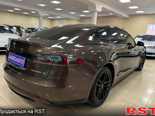 Коричневий Тесла Модель С, об'ємом двигуна 0.31 л та пробігом 192 тис. км за 13600 $, фото 8 на Automoto.ua
