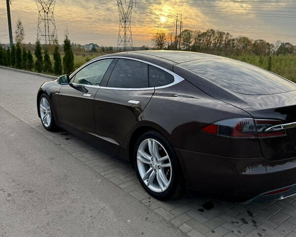 Коричневый Тесла Модель С, объемом двигателя 0 л и пробегом 268 тыс. км за 13000 $, фото 6 на Automoto.ua