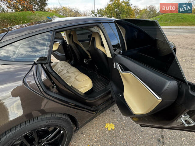 Коричневий Тесла Модель С, об'ємом двигуна 0 л та пробігом 190 тис. км за 13600 $, фото 28 на Automoto.ua