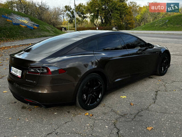 Коричневий Тесла Модель С, об'ємом двигуна 0 л та пробігом 190 тис. км за 13600 $, фото 4 на Automoto.ua