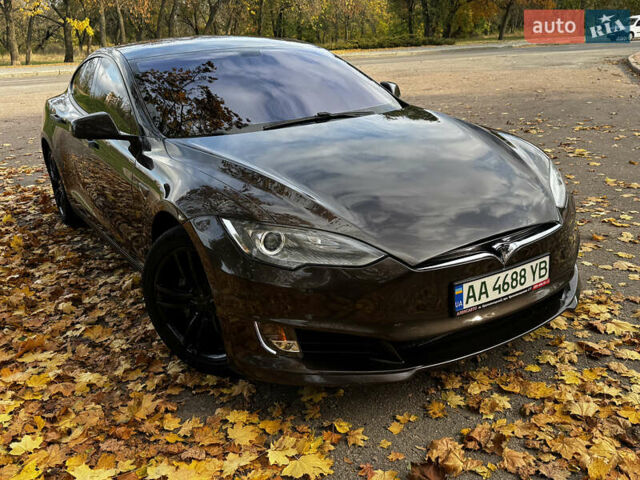 Коричневий Тесла Модель С, об'ємом двигуна 0 л та пробігом 190 тис. км за 13600 $, фото 36 на Automoto.ua