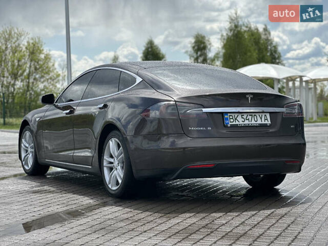 Коричневий Тесла Модель С, об'ємом двигуна 0 л та пробігом 236 тис. км за 15800 $, фото 6 на Automoto.ua