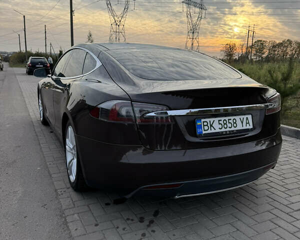 Коричневый Тесла Модель С, объемом двигателя 0 л и пробегом 268 тыс. км за 13000 $, фото 7 на Automoto.ua