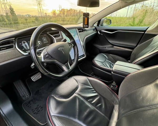 Коричневый Тесла Модель С, объемом двигателя 0 л и пробегом 268 тыс. км за 13000 $, фото 31 на Automoto.ua