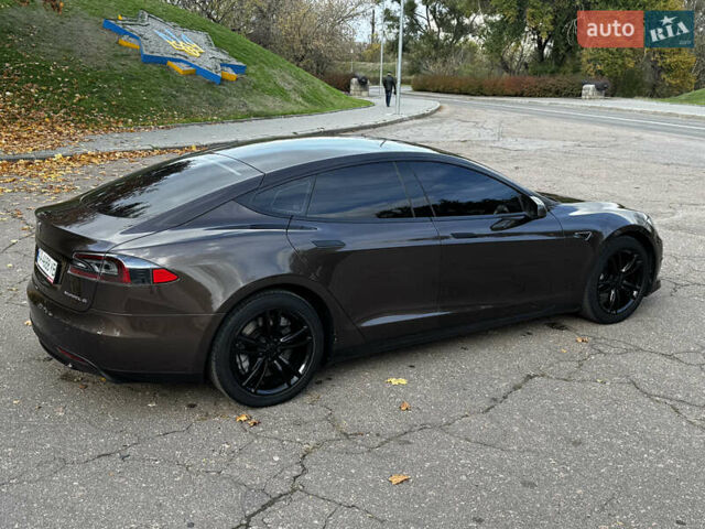 Коричневий Тесла Модель С, об'ємом двигуна 0 л та пробігом 190 тис. км за 13600 $, фото 13 на Automoto.ua