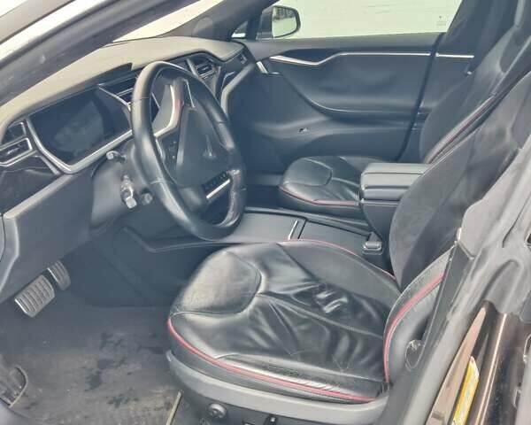 Коричневий Тесла Модель С, об'ємом двигуна 0 л та пробігом 177 тис. км за 12600 $, фото 12 на Automoto.ua