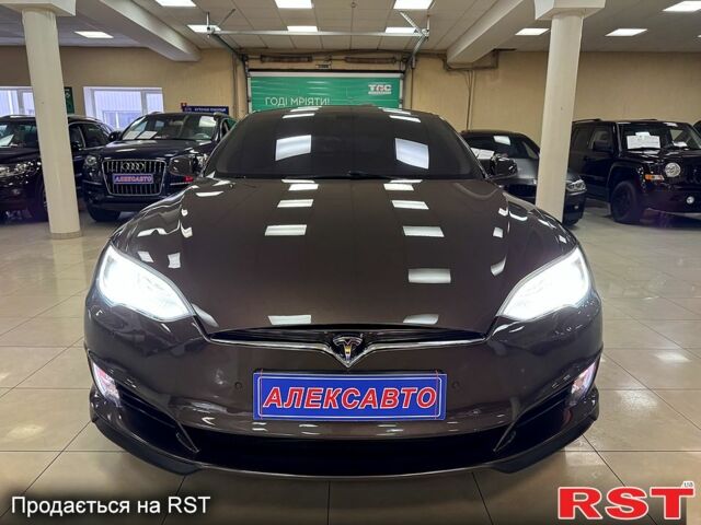 Коричневий Тесла Модель С, об'ємом двигуна 0.31 л та пробігом 192 тис. км за 13600 $, фото 1 на Automoto.ua