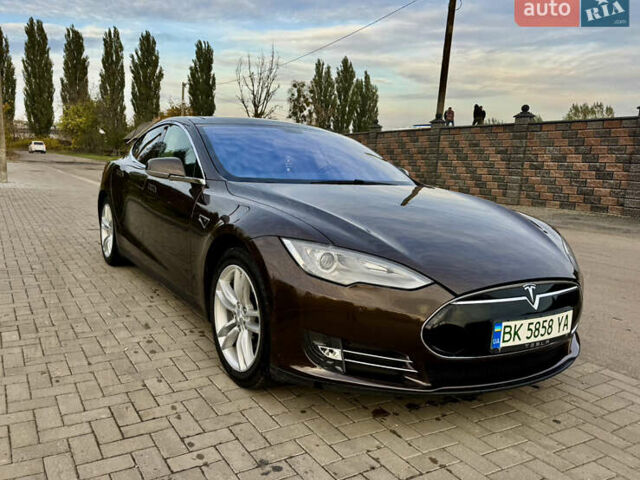 Коричневый Тесла Модель С, объемом двигателя 0 л и пробегом 268 тыс. км за 13000 $, фото 17 на Automoto.ua
