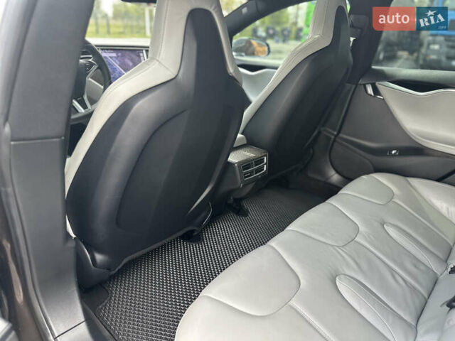 Коричневий Тесла Модель С, об'ємом двигуна 0 л та пробігом 236 тис. км за 15800 $, фото 15 на Automoto.ua