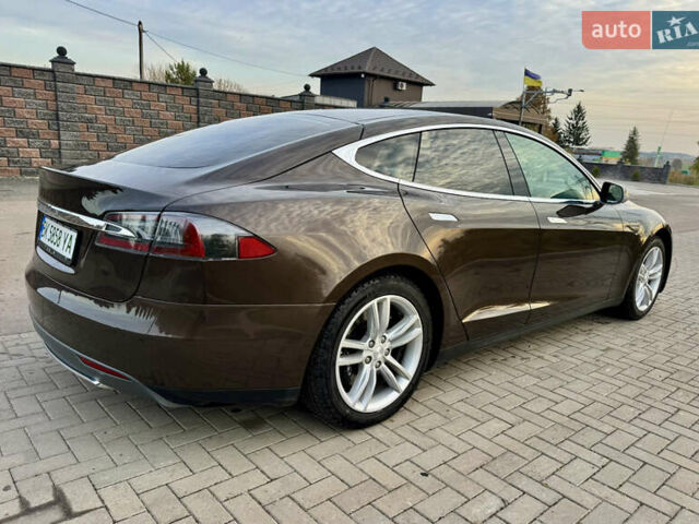 Коричневый Тесла Модель С, объемом двигателя 0 л и пробегом 268 тыс. км за 13000 $, фото 18 на Automoto.ua