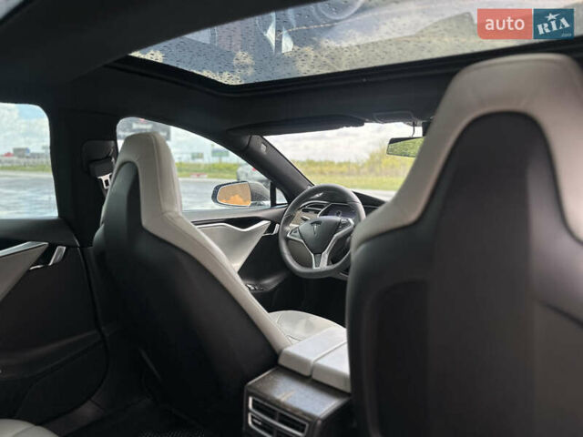 Коричневий Тесла Модель С, об'ємом двигуна 0 л та пробігом 236 тис. км за 15800 $, фото 18 на Automoto.ua