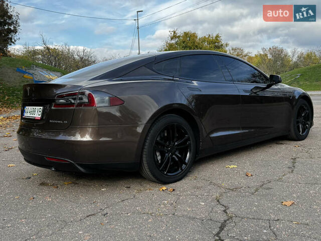 Коричневий Тесла Модель С, об'ємом двигуна 0 л та пробігом 190 тис. км за 13600 $, фото 5 на Automoto.ua