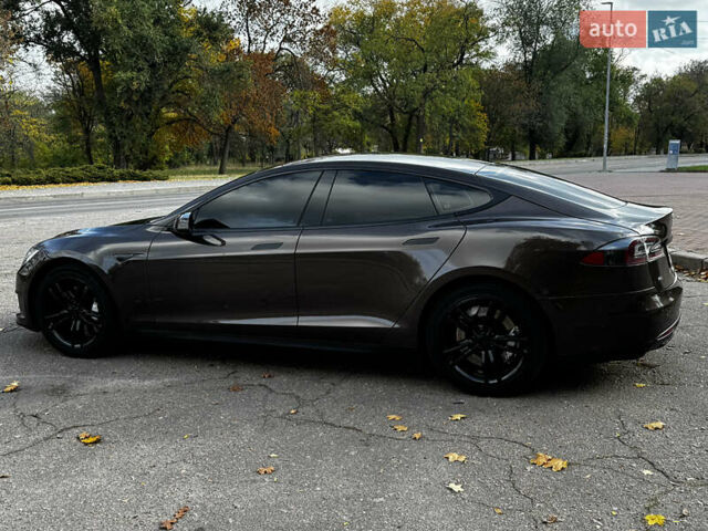 Коричневий Тесла Модель С, об'ємом двигуна 0 л та пробігом 190 тис. км за 13600 $, фото 8 на Automoto.ua