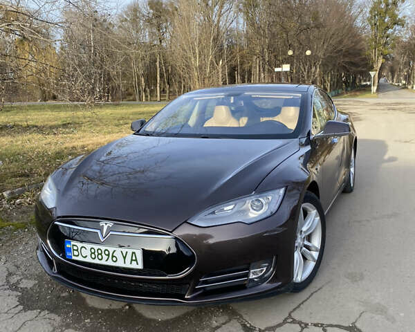 Коричневий Тесла Модель С, об'ємом двигуна 0 л та пробігом 242 тис. км за 14500 $, фото 2 на Automoto.ua