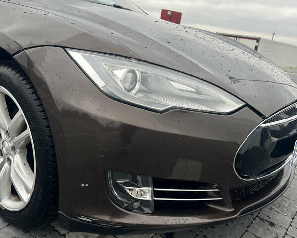 Коричневый Тесла Модель С, объемом двигателя 0 л и пробегом 290 тыс. км за 9550 $, фото 6 на Automoto.ua